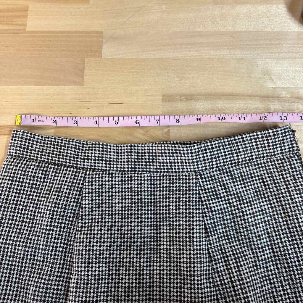 Olive Size M Black Preloved Skirt