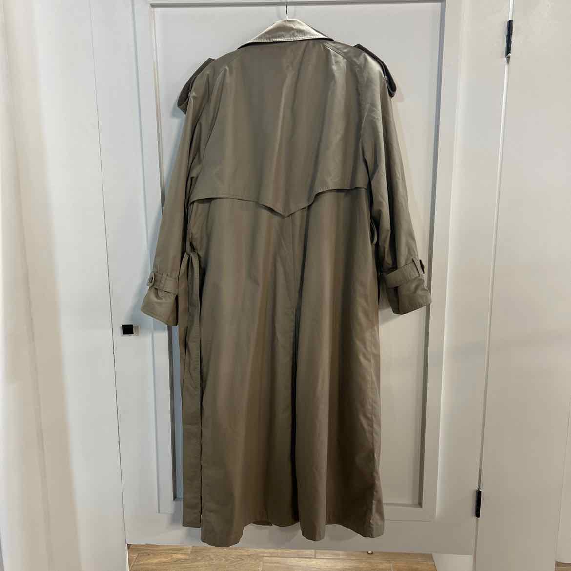 London Fog Beige Trenchcoat
