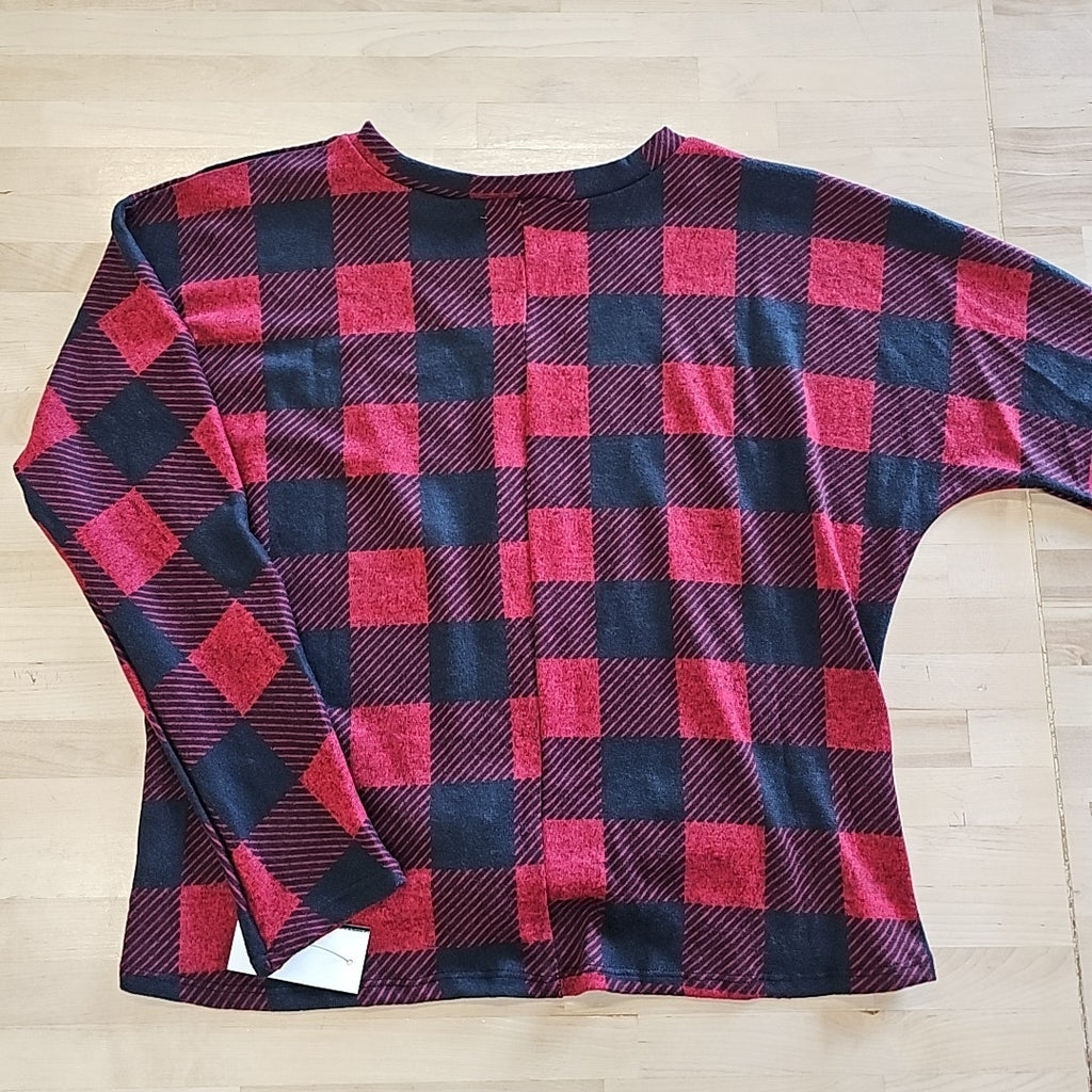 Bxc Juniors' Buffalo Check Twist-Front Dolman-Sleeve Top - Pat N