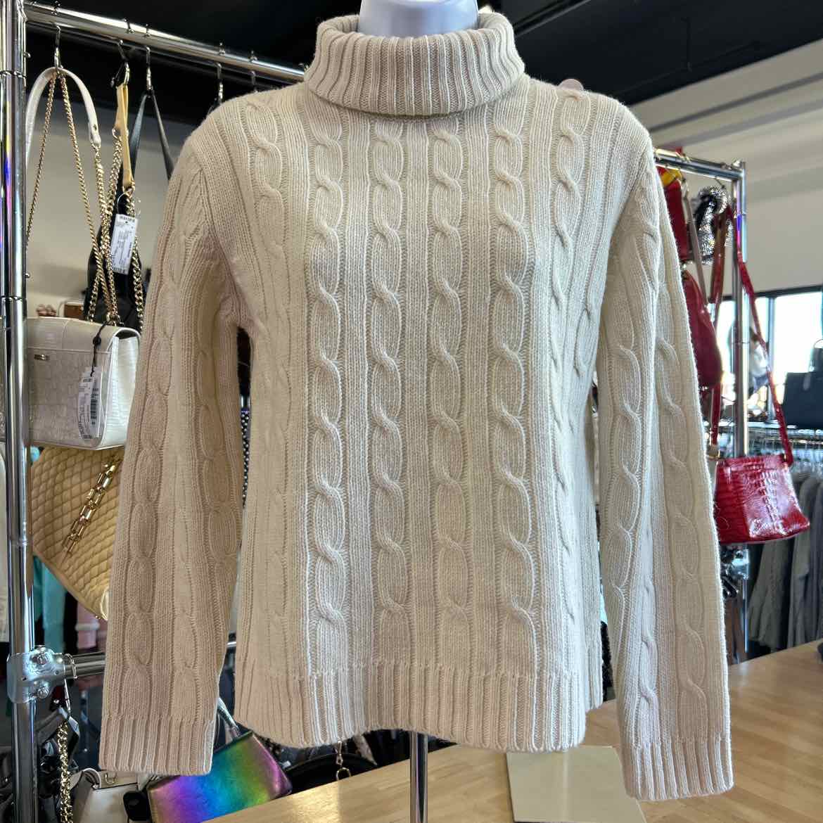 Gap Size S White Sweater
