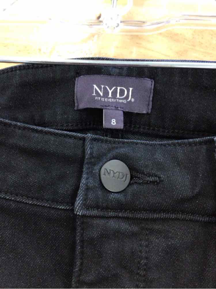 NYDJ Size 8 Black Preloved Capris