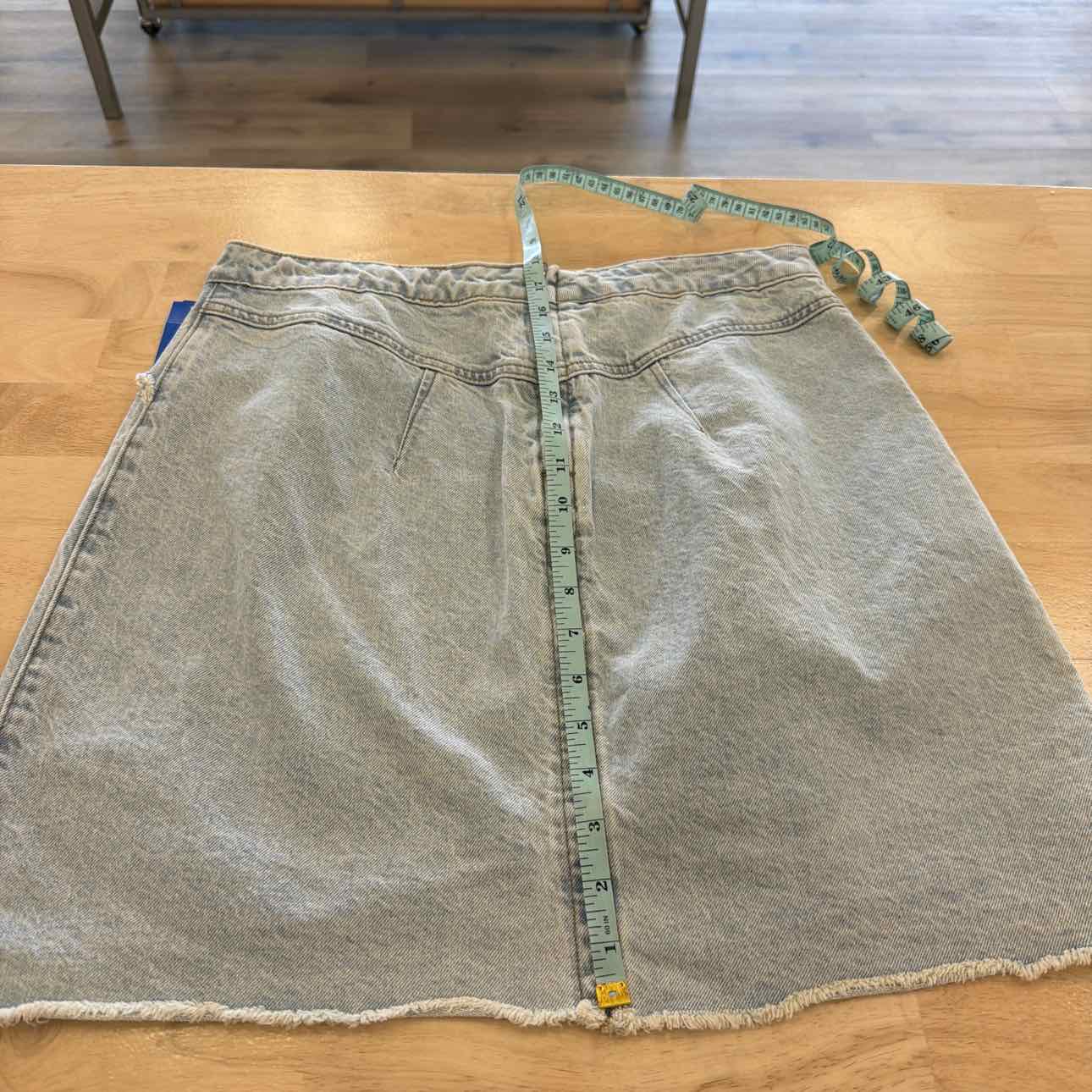 Steve Madden Size 10 Blue New Skirt