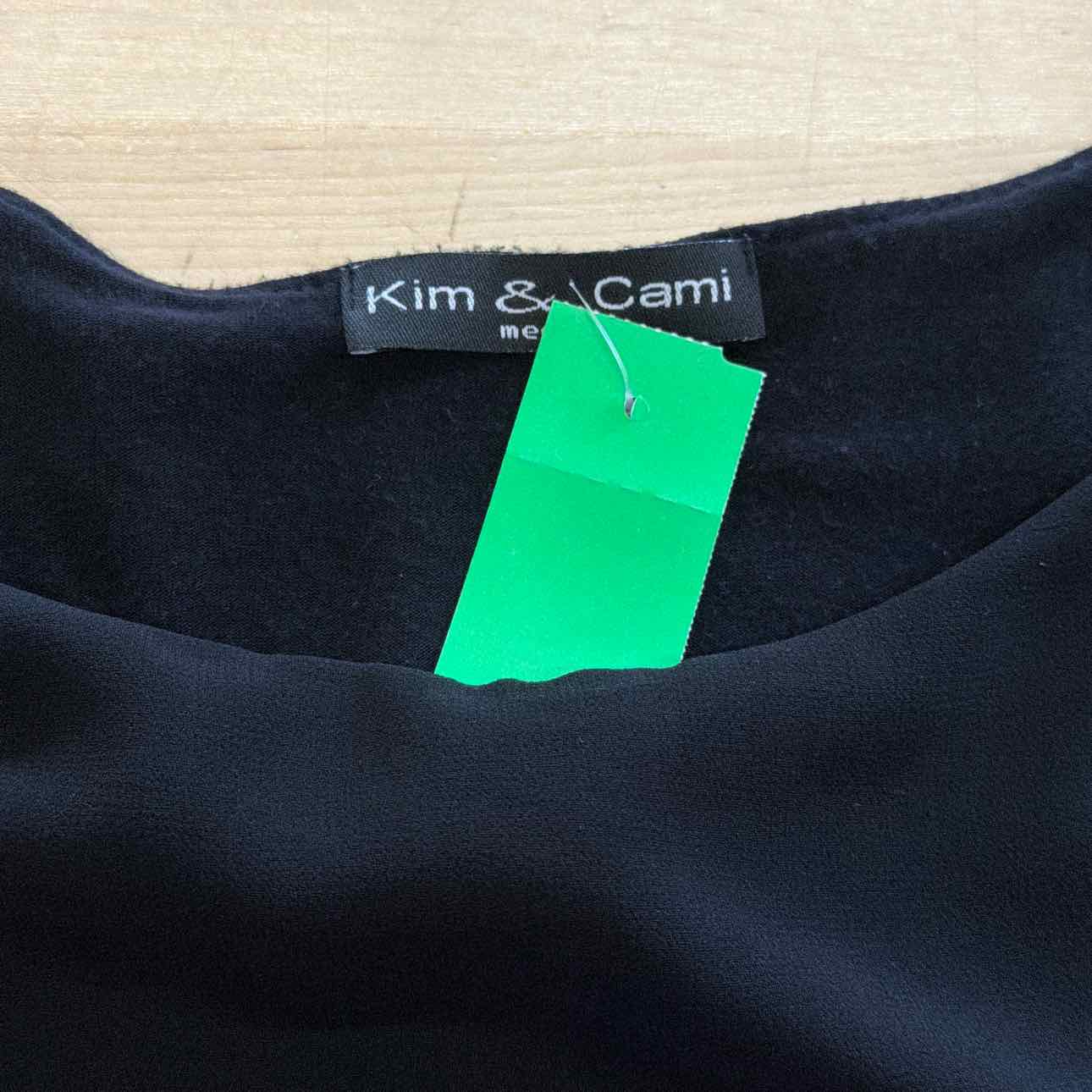 Kim & Cami Size M Black Preloved Blouse LS