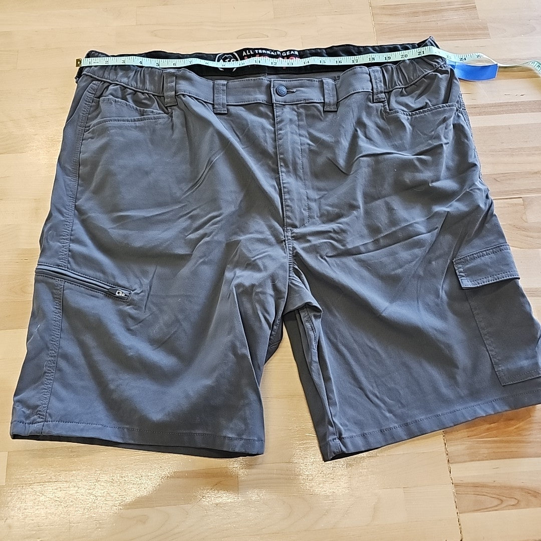 Wrangler Size 46 Gray MENS Shorts
