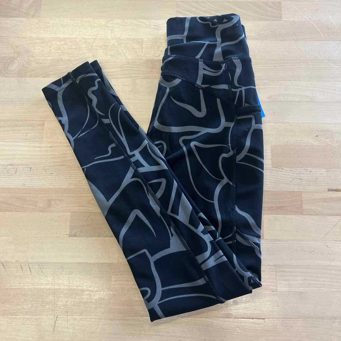 POP Size XS Black Preloved athletic leggings