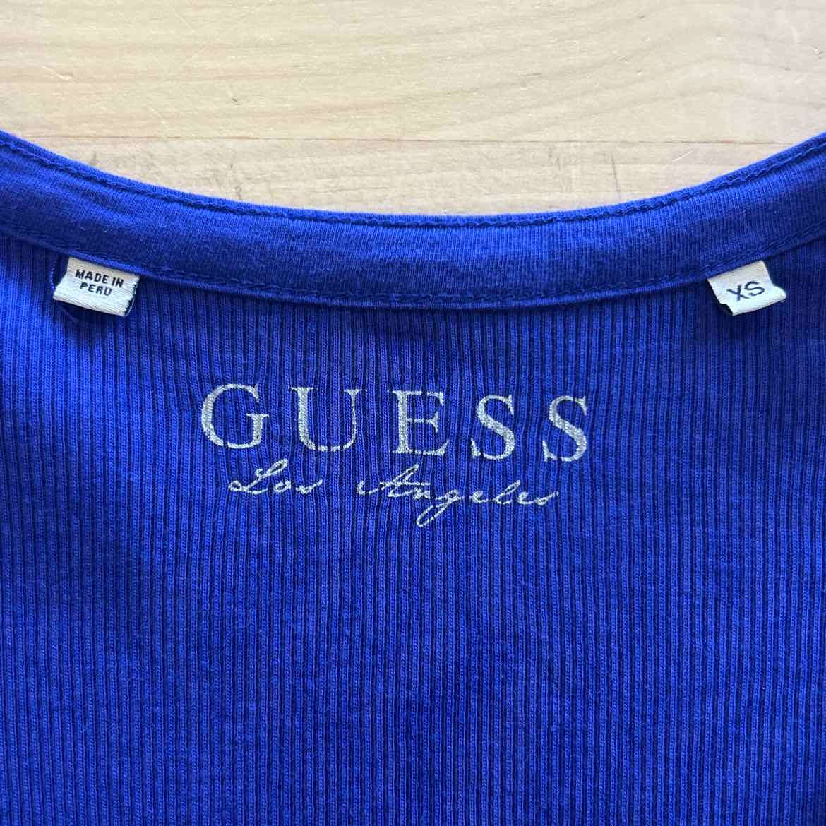 Guess Size XS Blue Preloved T-Shirt SS