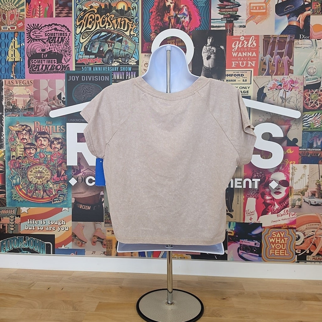 Fleischer Studios Size XL Betty Boop Embellished Raglan Baby Tee