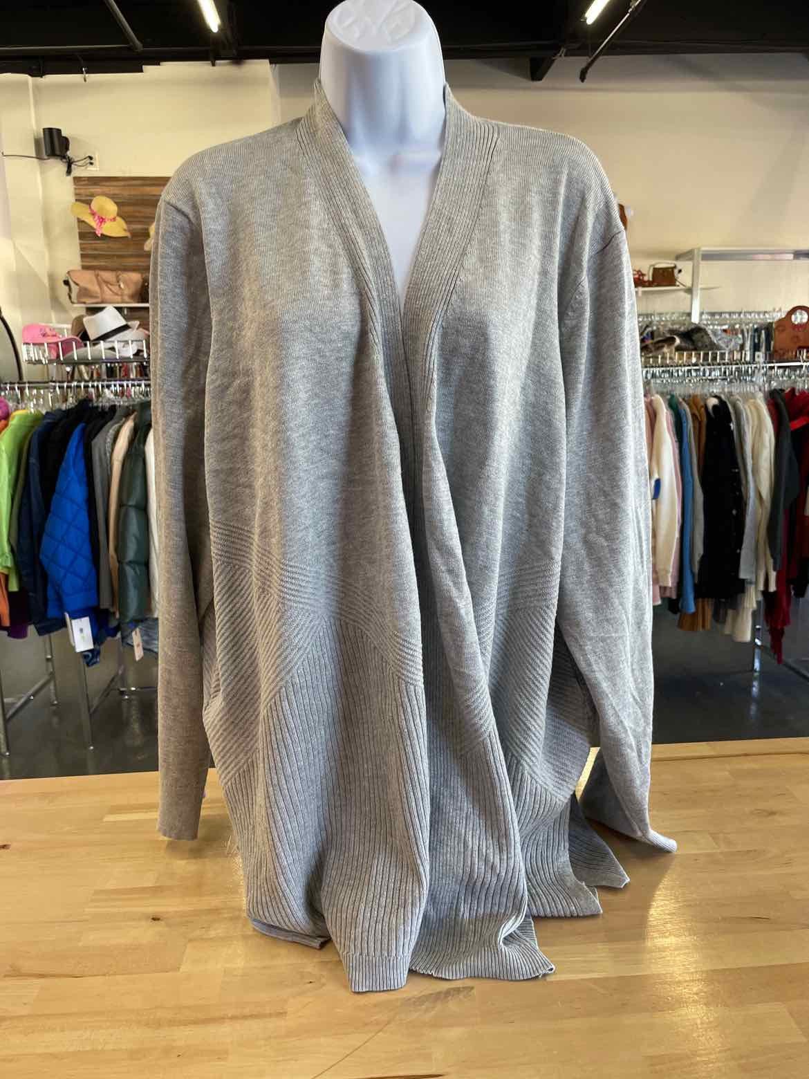 89th & Madison Size 3X Gray Cardigan