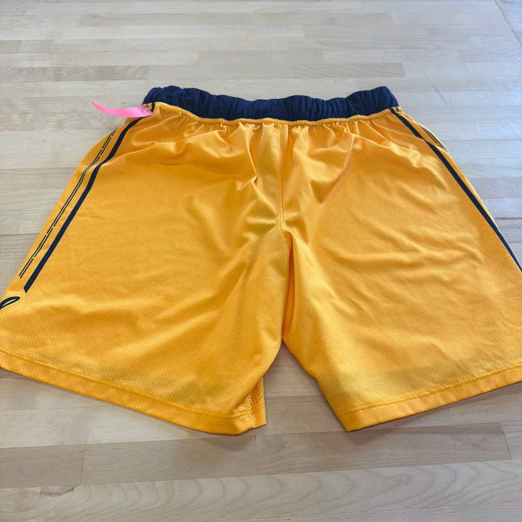 Under Armour Size L Yellow MENS Athletic Shorts