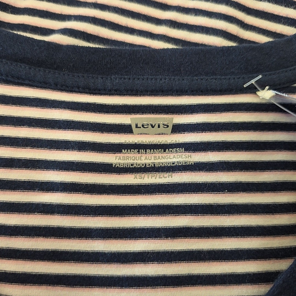 Levi's Size XS Perfect Cotton V-Neck Short-Sleeve T-Shirt