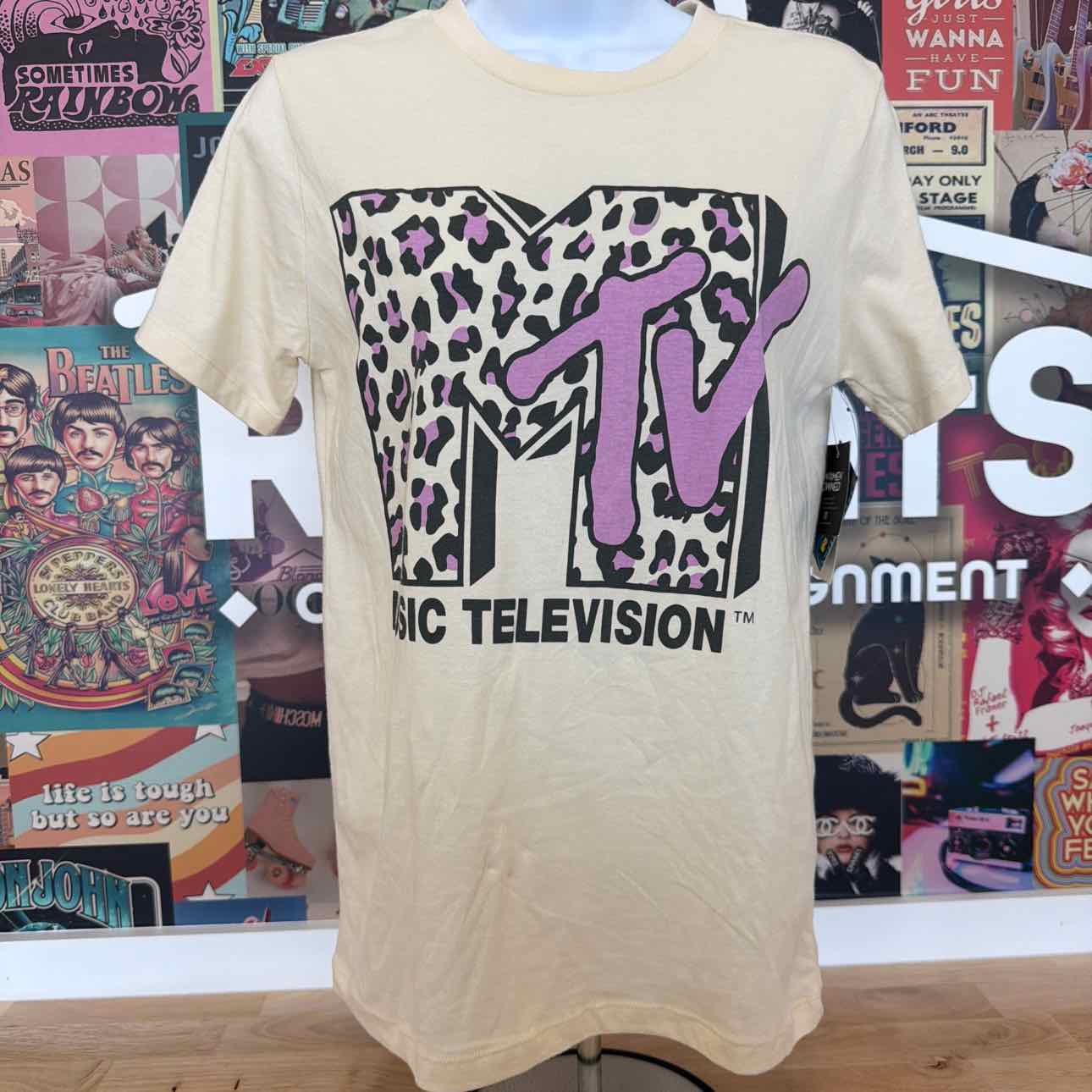 MTV Size XS Leopard Mtv Graphic Print T-Shirt - Beige