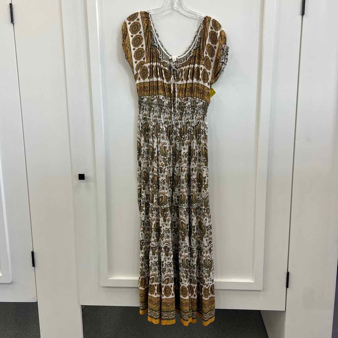 Chelsea & Violet Size S Yellow Dress