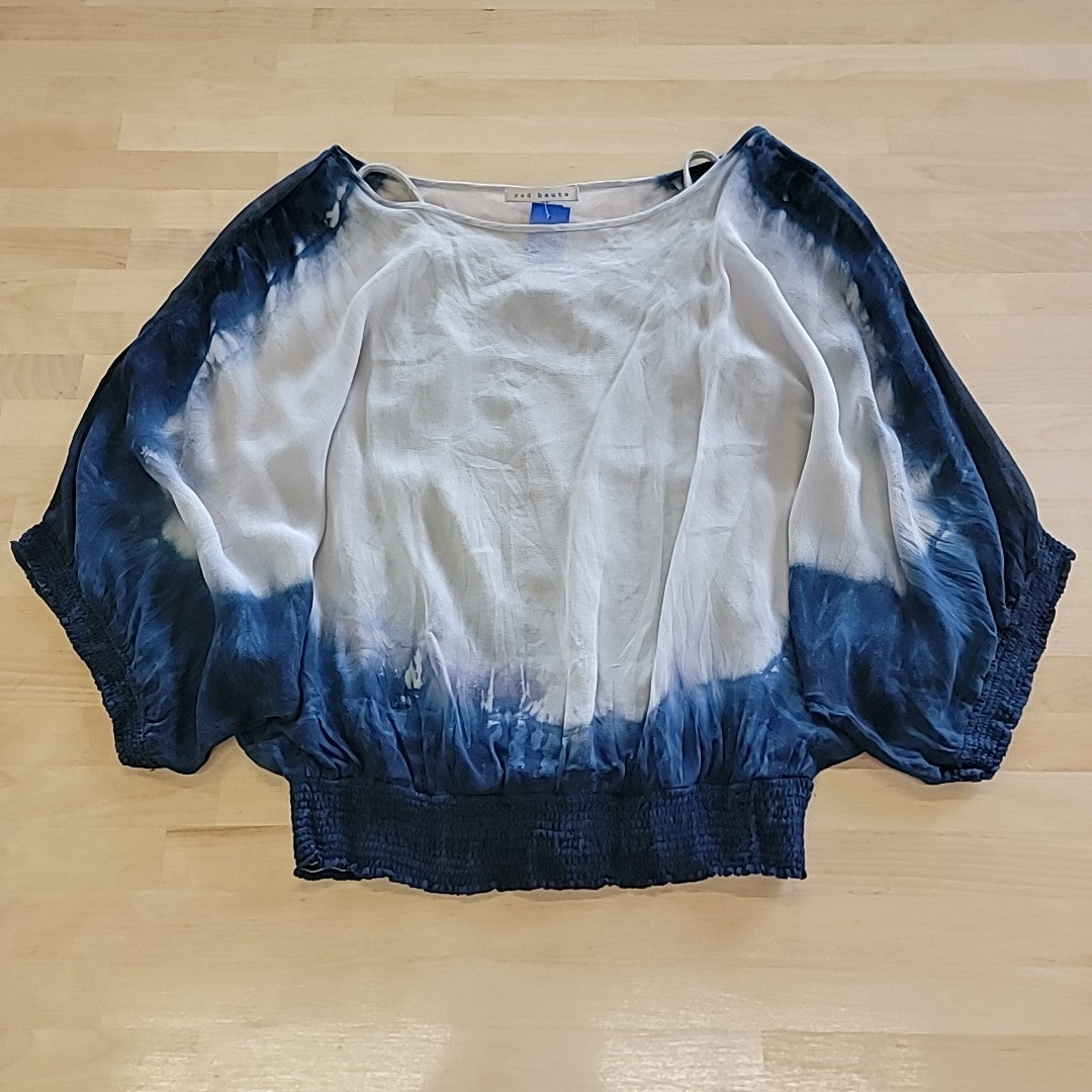 Red Haute Size One Size Gray & Blue Blouse