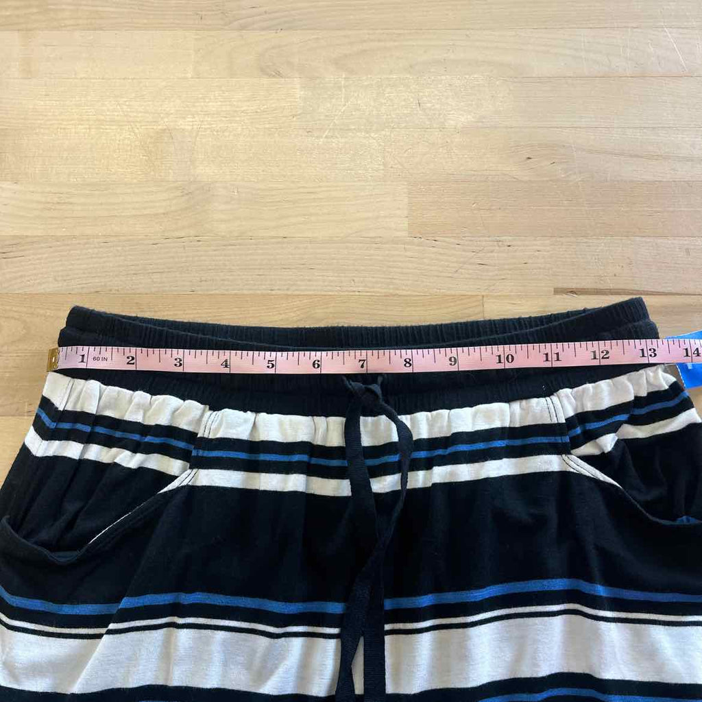 Max Studio Size S Black/White Preloved Skirt