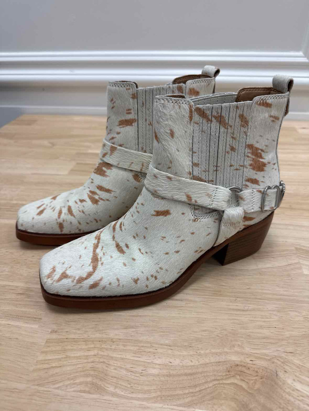Sam Edelman Ballamie Size 9 Cream Leather Preloved Bootie