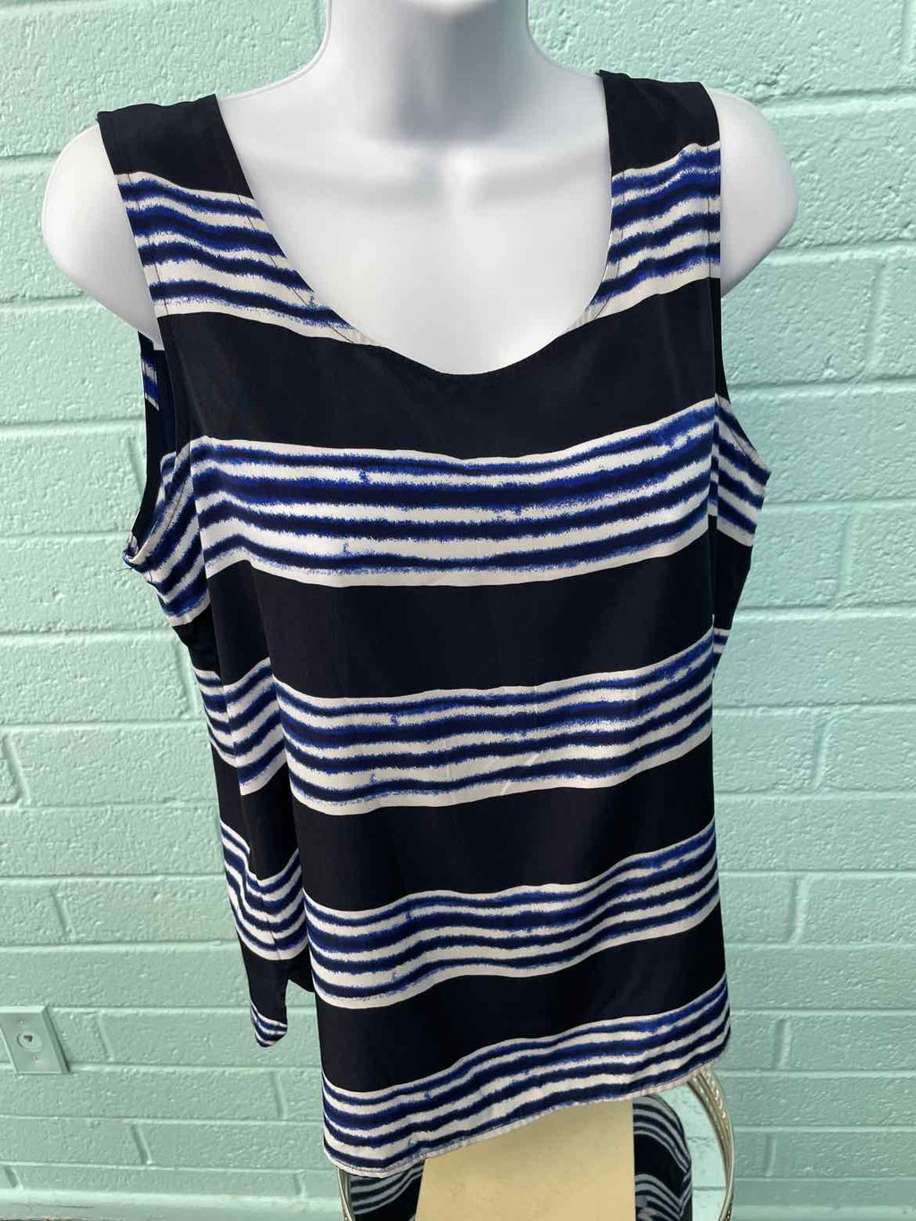 Chico's Size 1 Light Blue/Blue Sleeveless