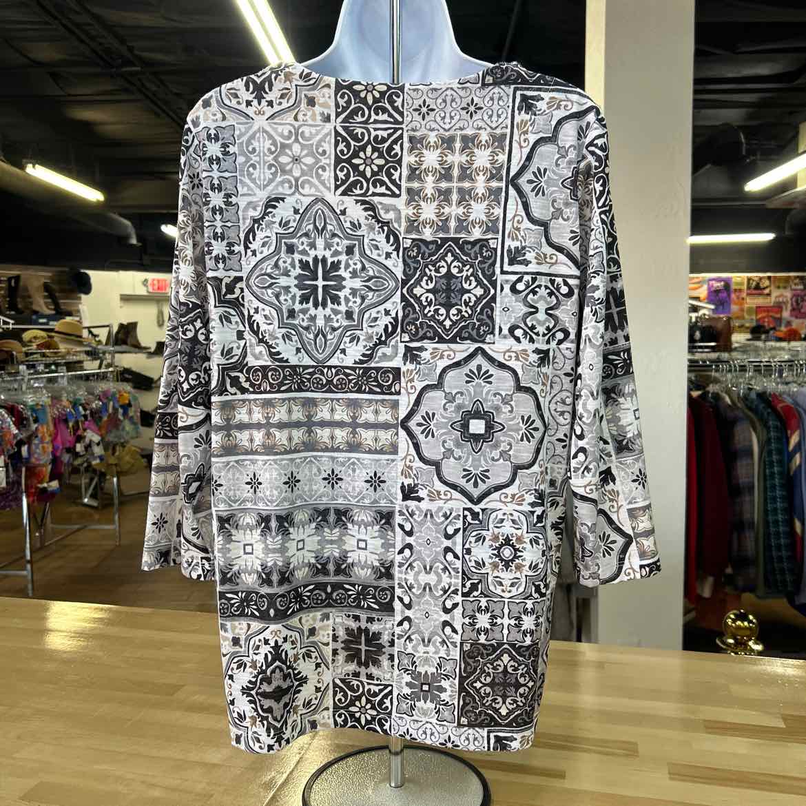 Alfred Dunner Size S Gray Preloved Blouse LS
