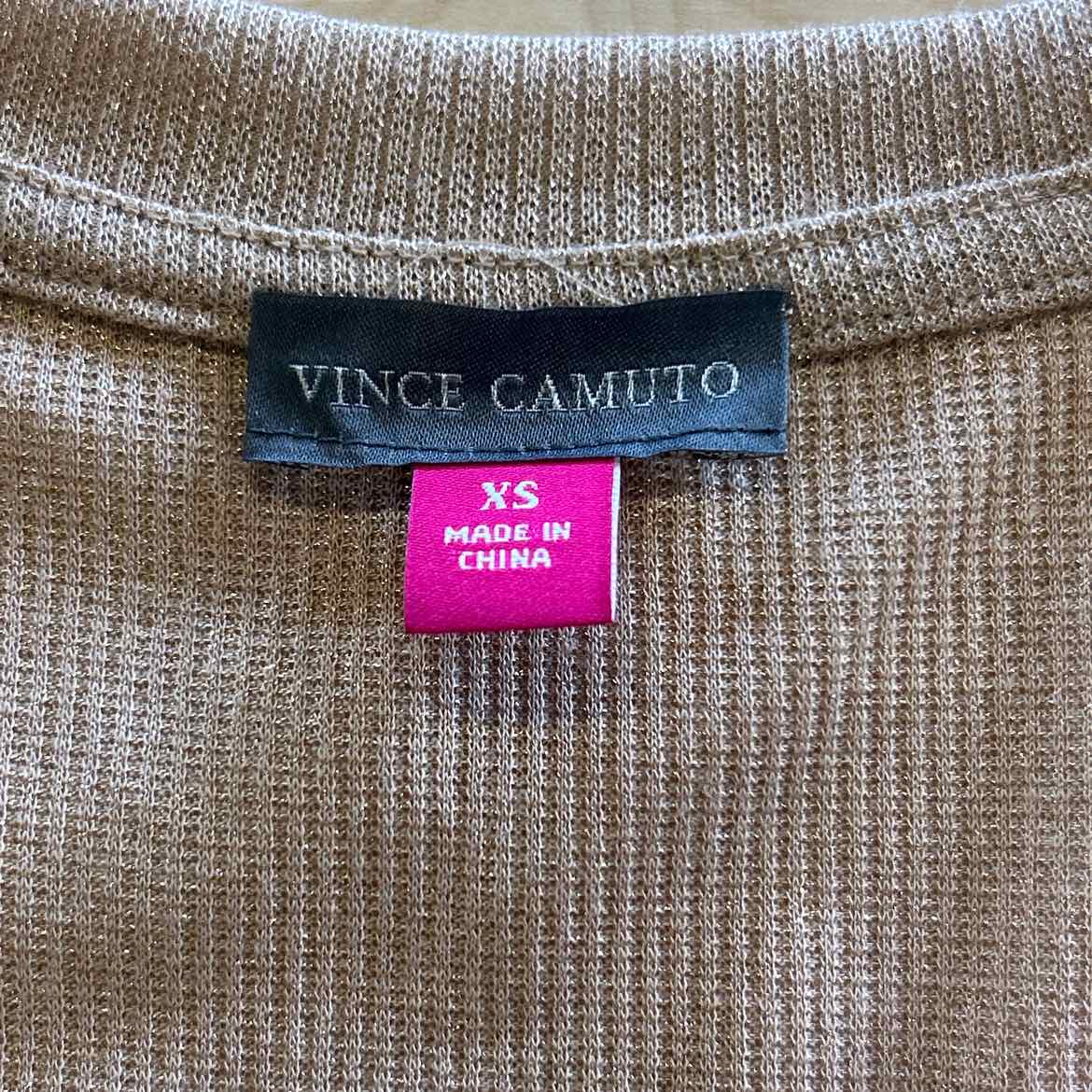 Vince Camuto Size XS Gold T-shirt