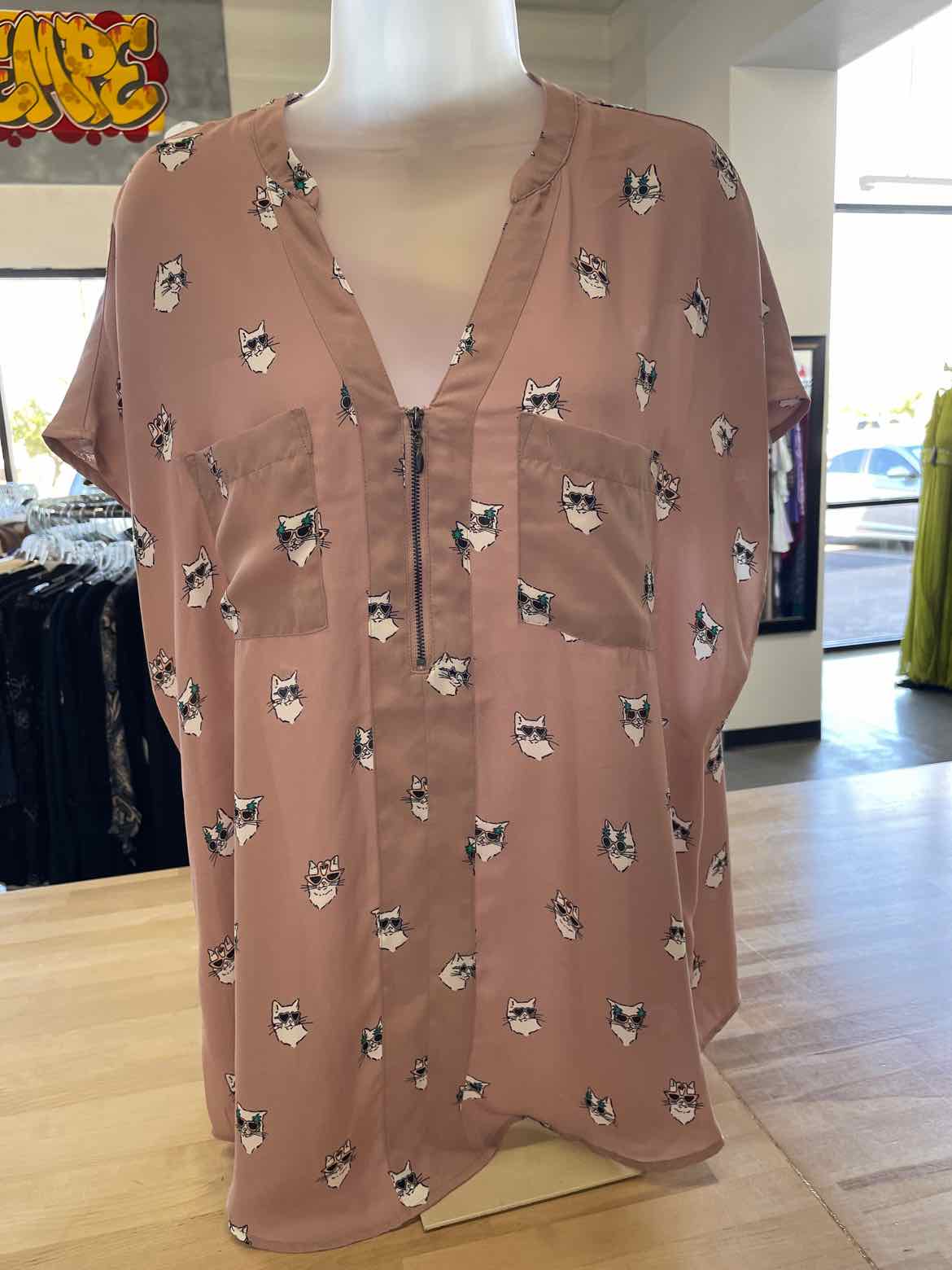 Torrid Size 1 Pink Blouse