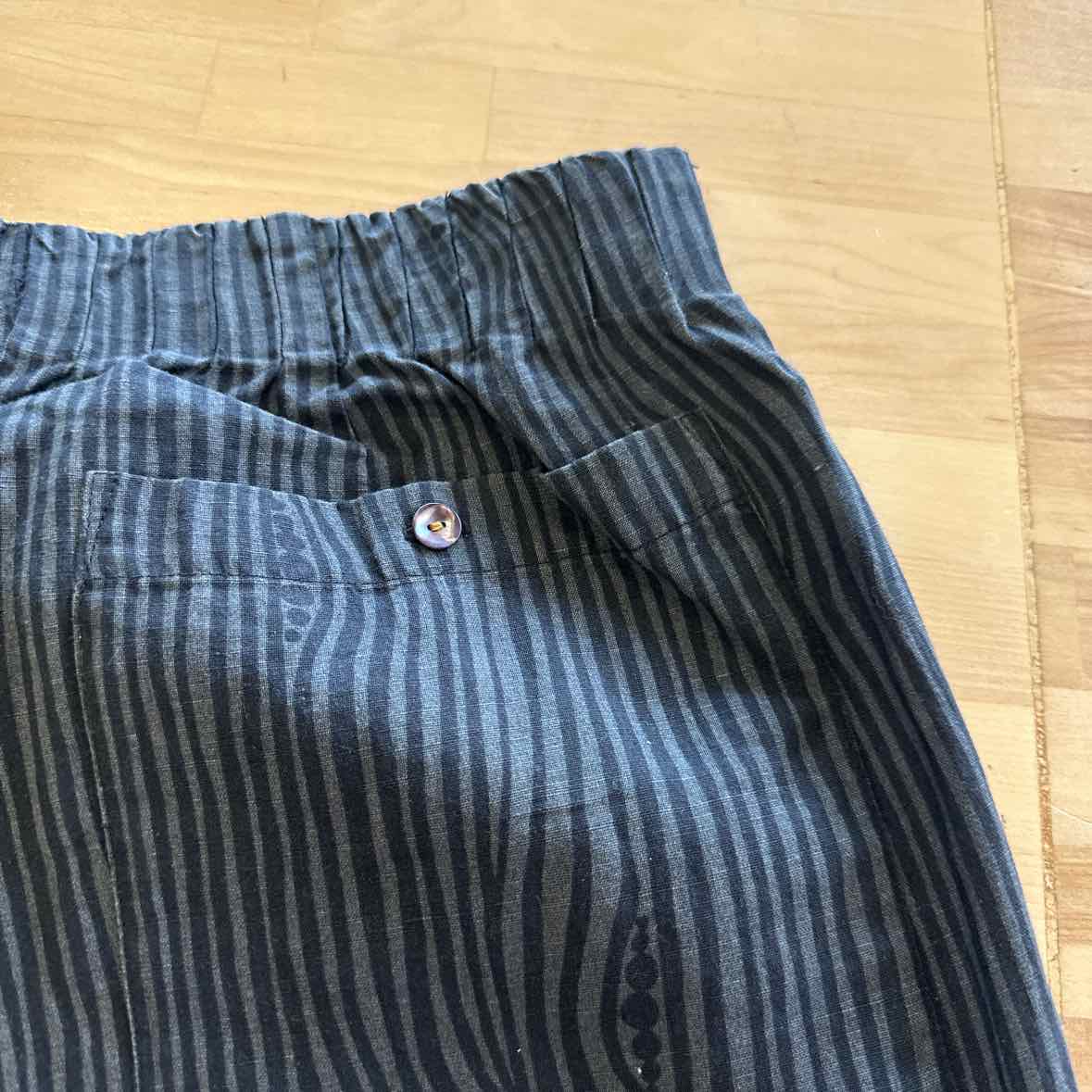 Size XL Gray Pants