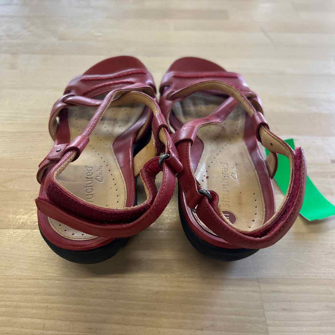 Clarks Size 6 Red Preloved Sandals