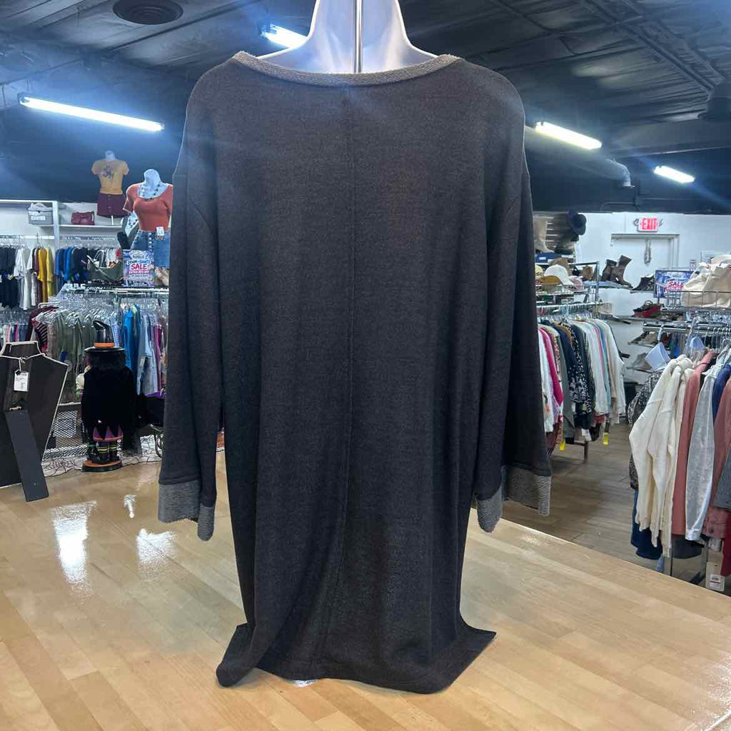 Konnie K. Size M Gray Preloved Sweater