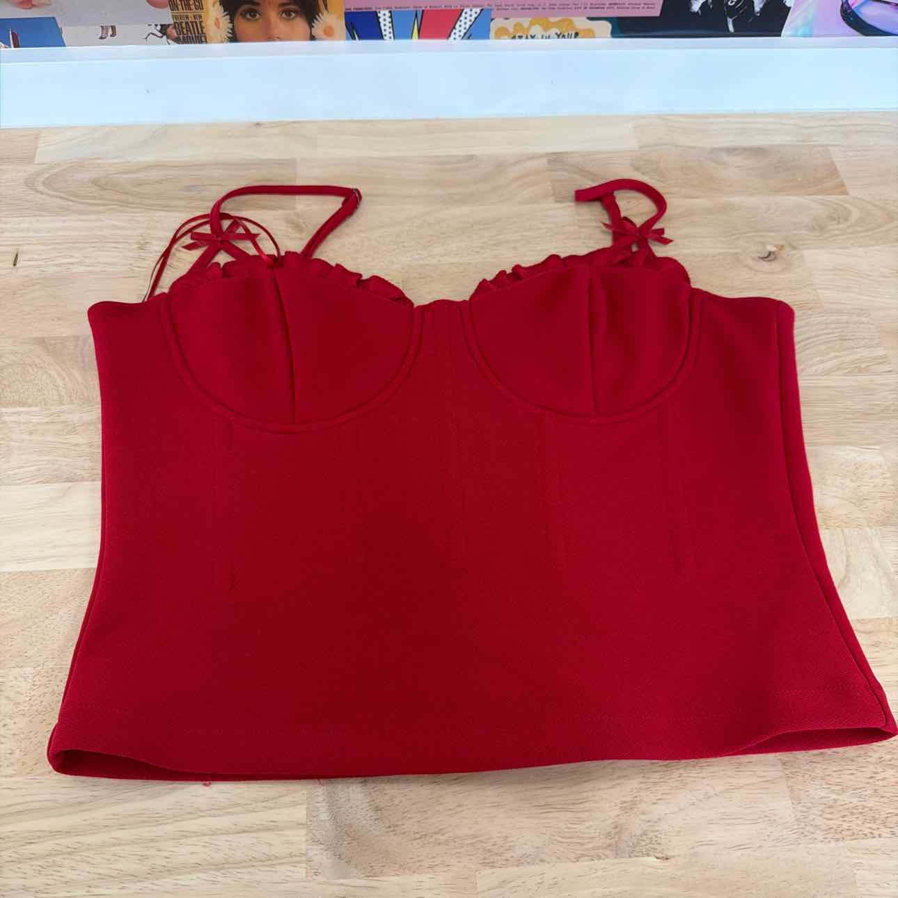 astr Size L Adana Sweetheart-Neck Top
