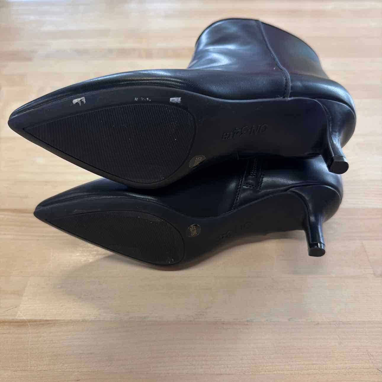 On 34th Size 5 Black Bootie