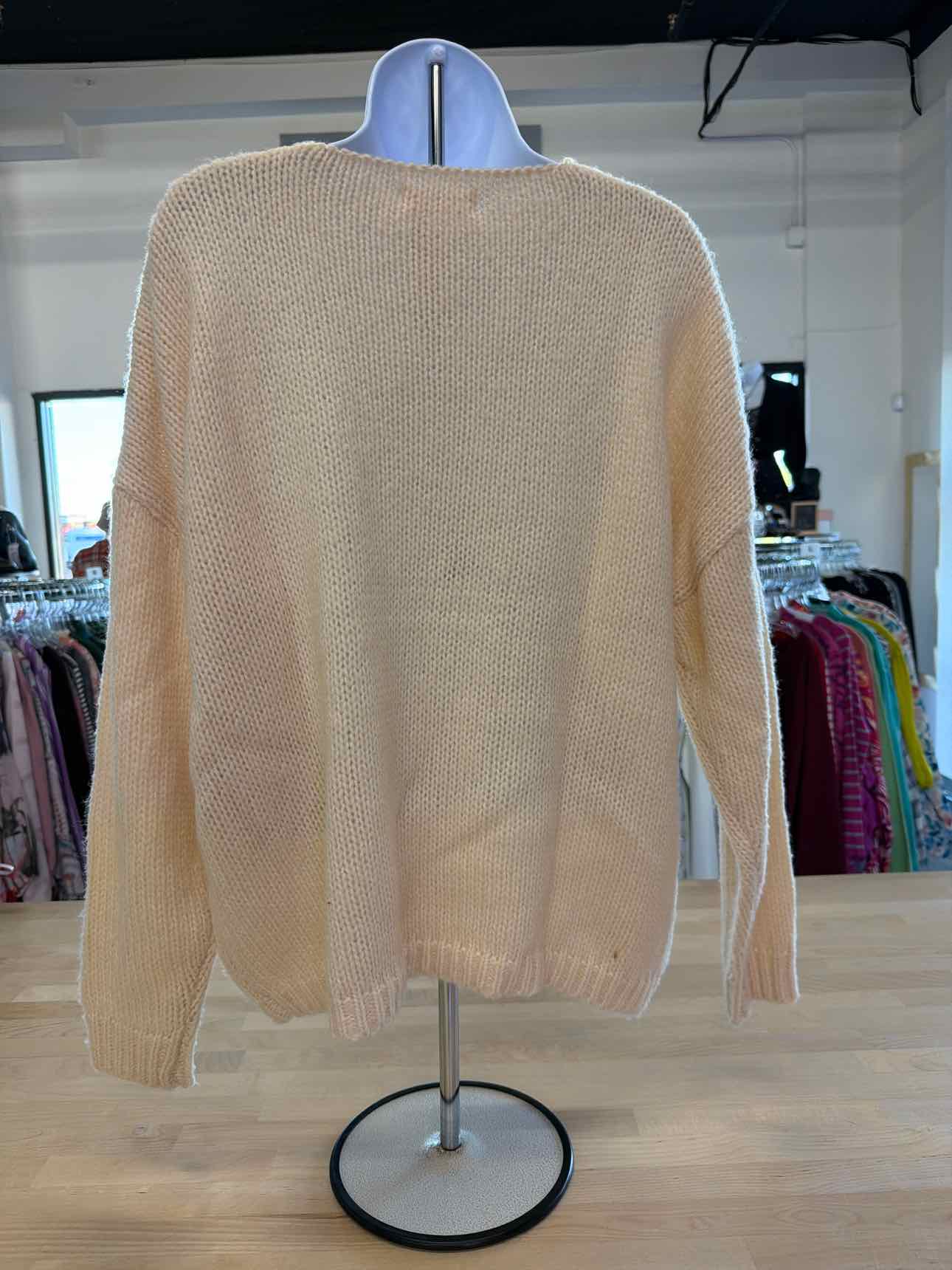 Elan Size M Beige Sweater