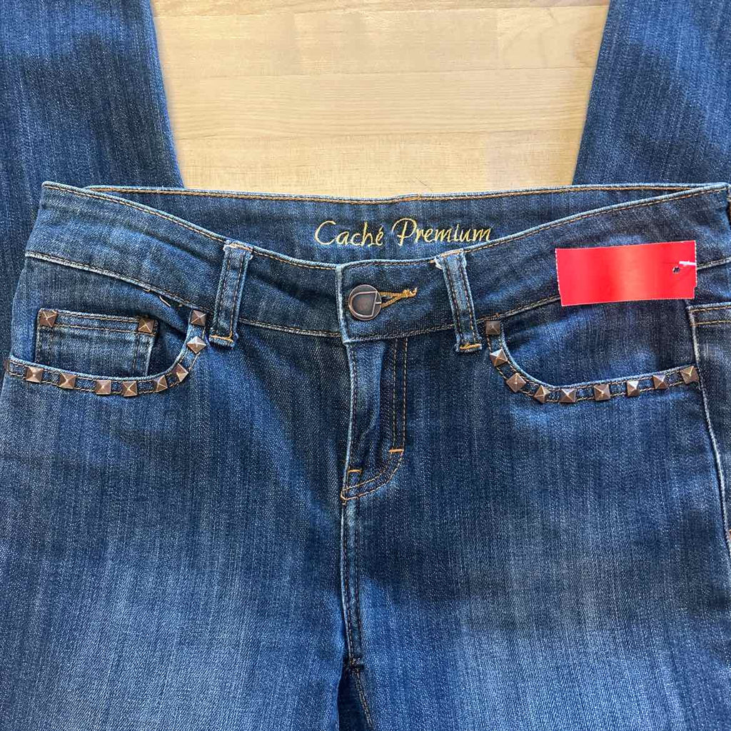 Cache Size 4 Blue Studs Used Jeans