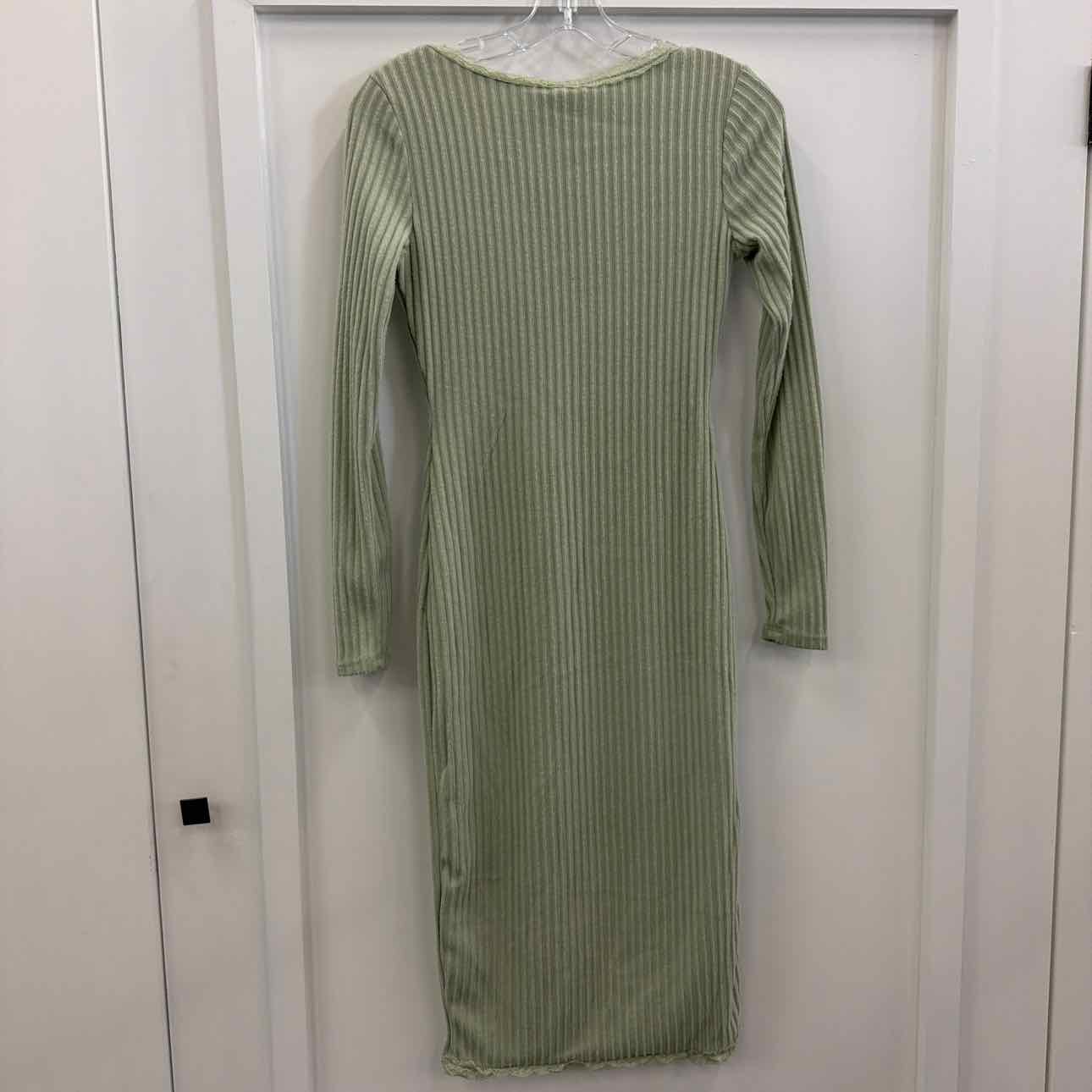 Planet Heart Juniors' Rib-Knit Long Sleeve MIDI Dress - Desert Sage