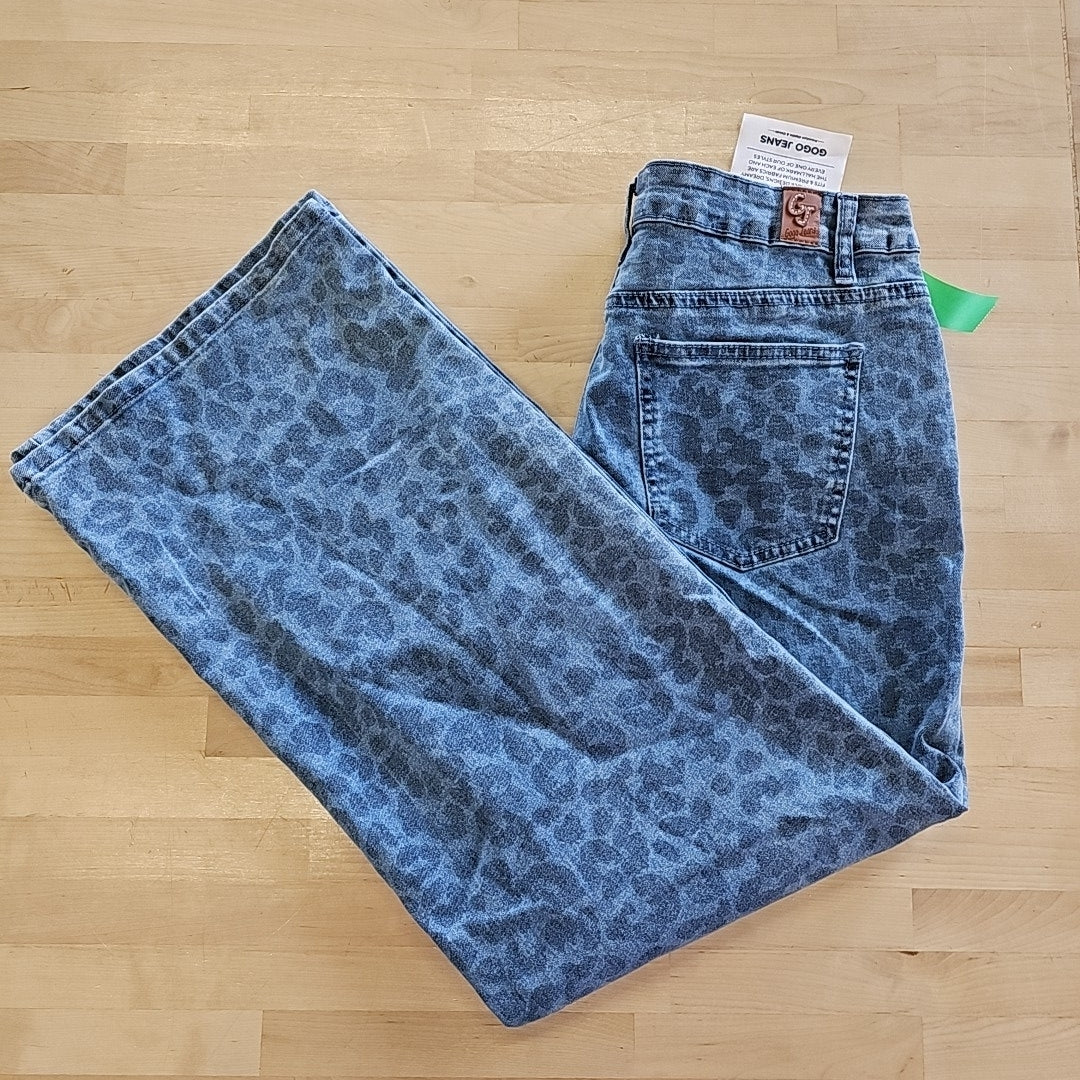 Juniors' Tonal Leopard-Print Wide-Leg Jeans - Medium Wash - 7