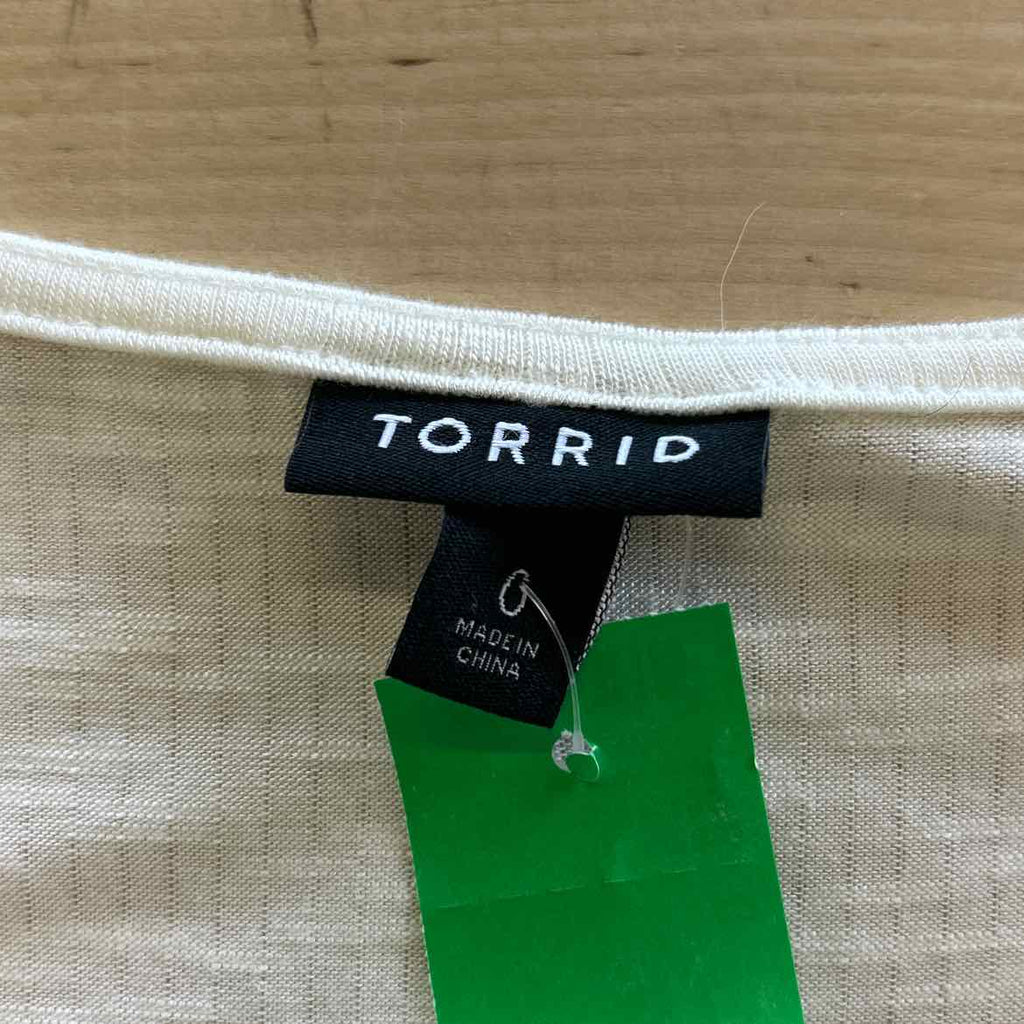 Torrid Size 0 White Preloved Blouse SS