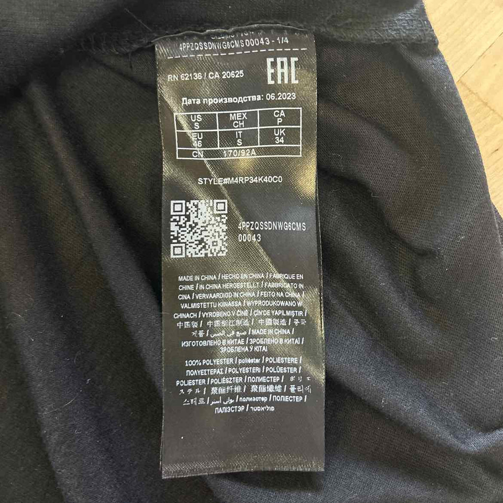 Guess Size S Black Preloved MENS T-shirt