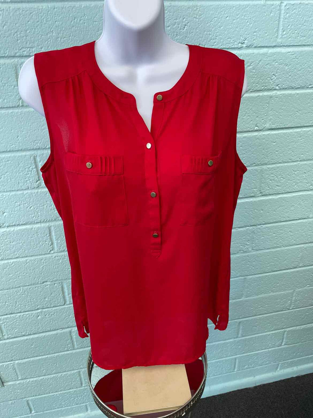 Liz Claiborne Size S Red Sleeveless