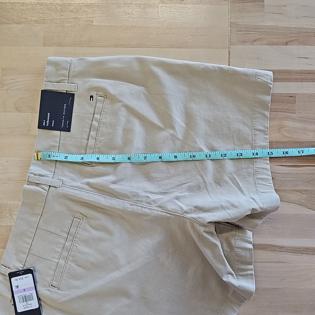 Tommy Hilfiger Women's Th Flex 5 Inch Hollywood Shorts - Khaki