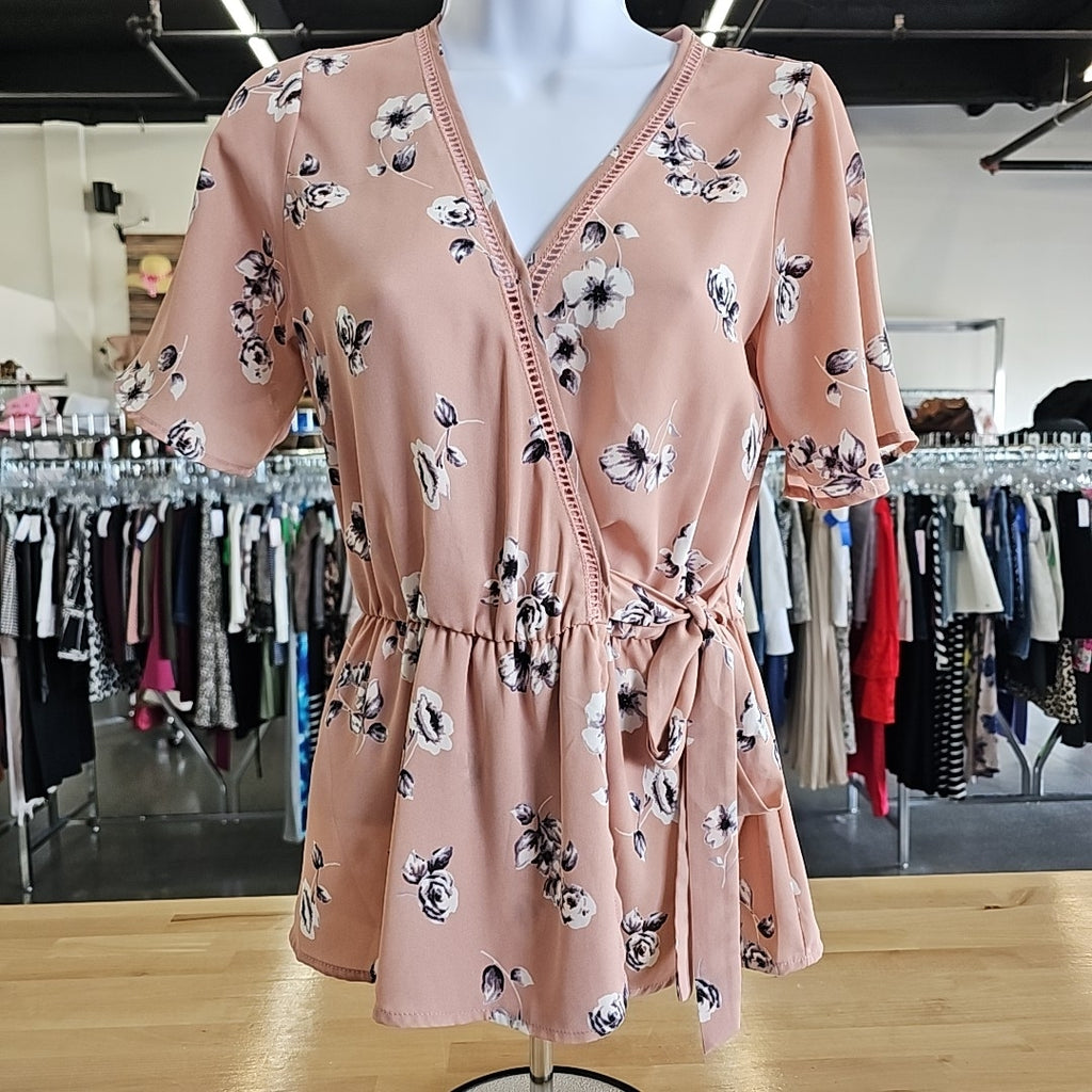 Sienna Sky Size XS Pink Blouse