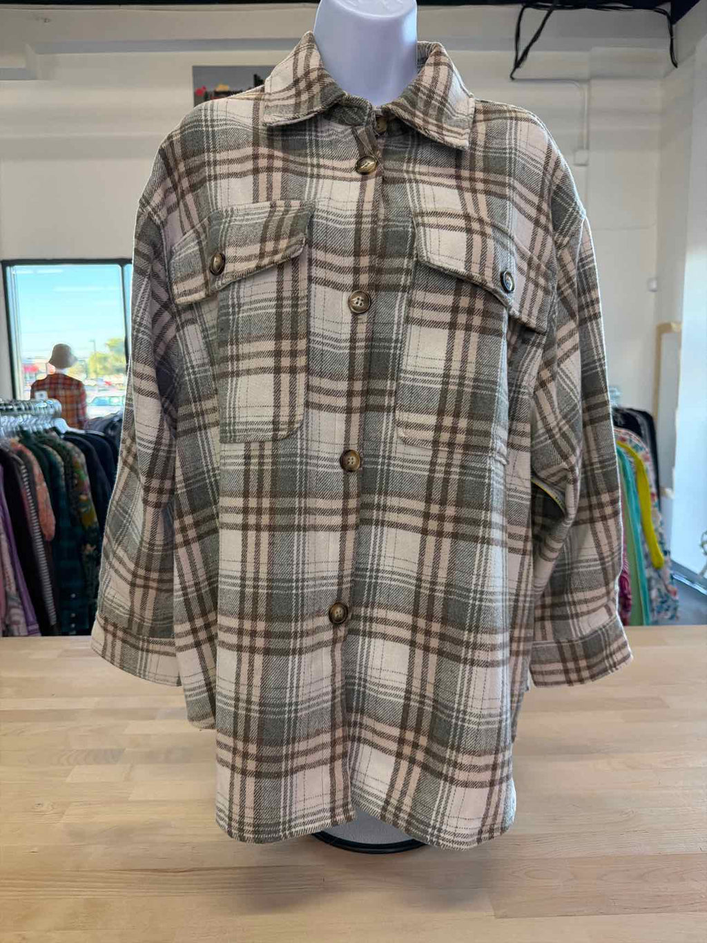 saints & Hearts Size M/L Green flannel