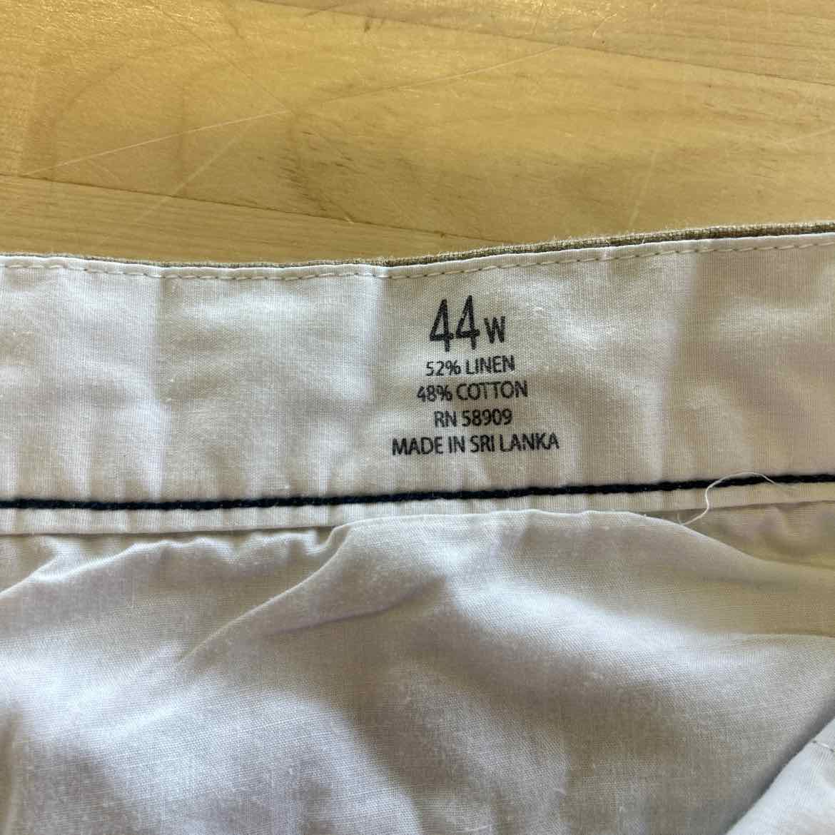 Roundtree Men's Size 44 Tan MENS Shorts