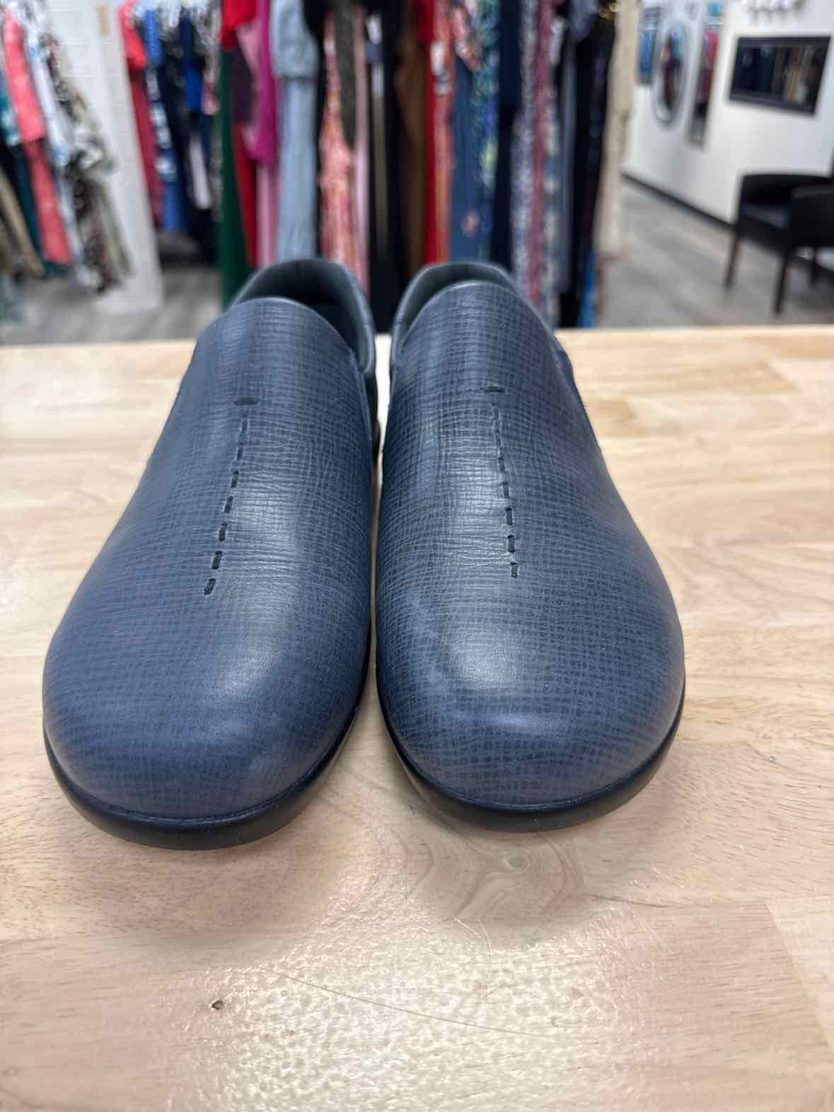 SAS Viva Size 8.5 WW Blue Leather NWOT Slip On