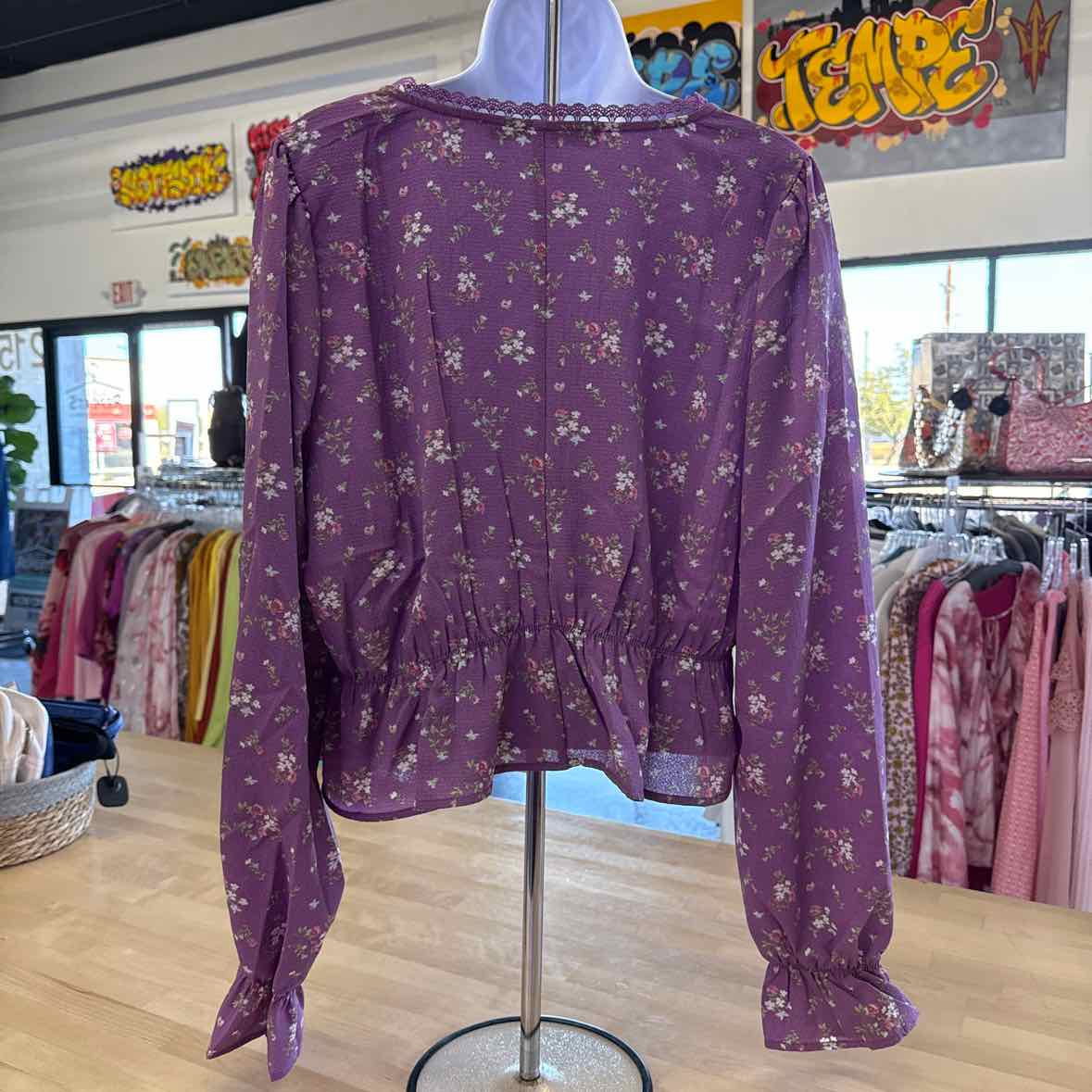 Celebrity Pink Juniors' V-Neck Printed Peplum Long Sleeve Top