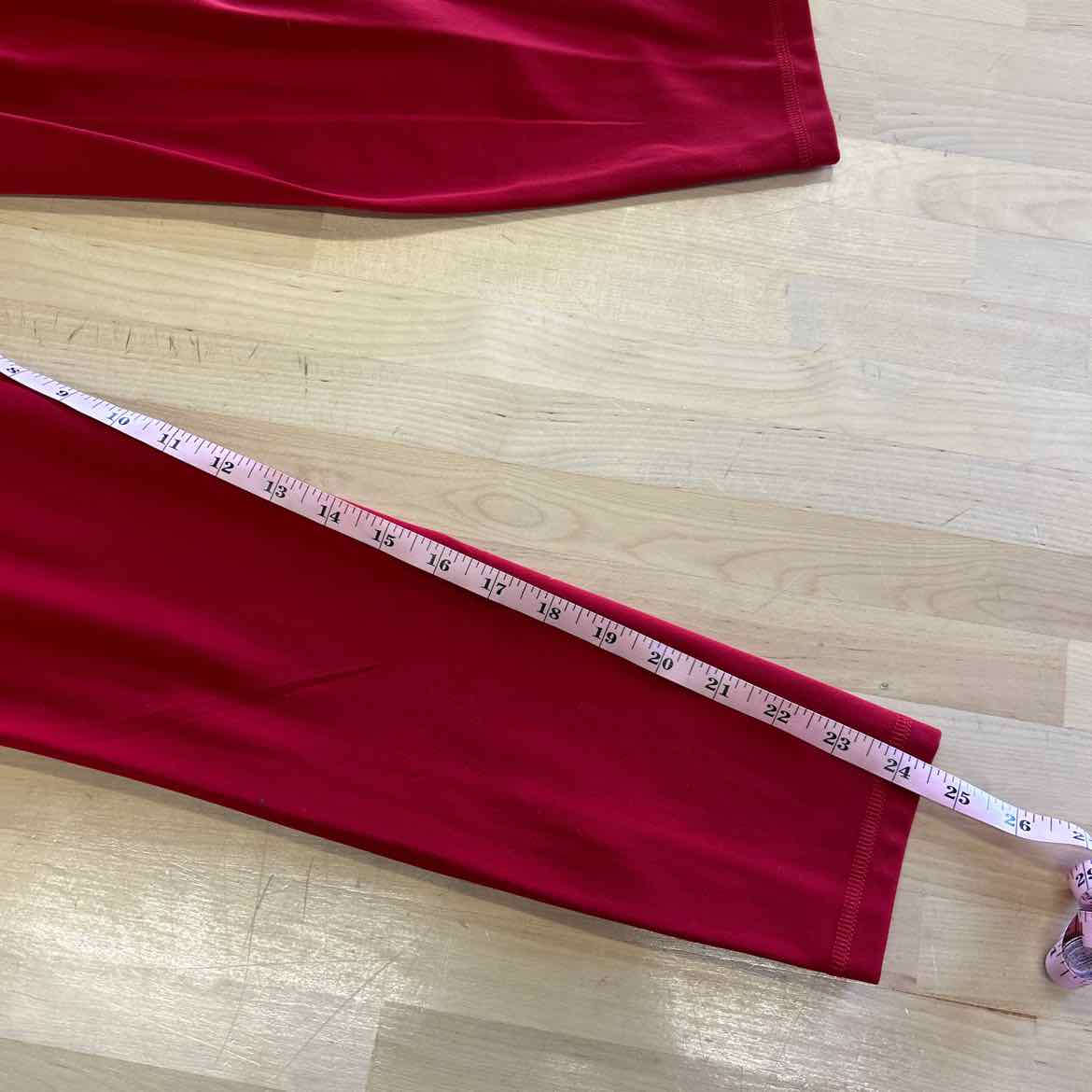 Athleta Size M Red Preloved Athletic Pants