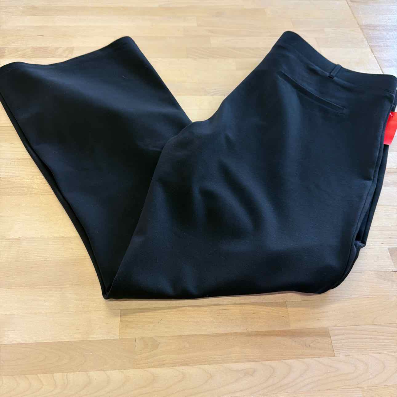 Betabrand Size 3X Black Preloved Pants