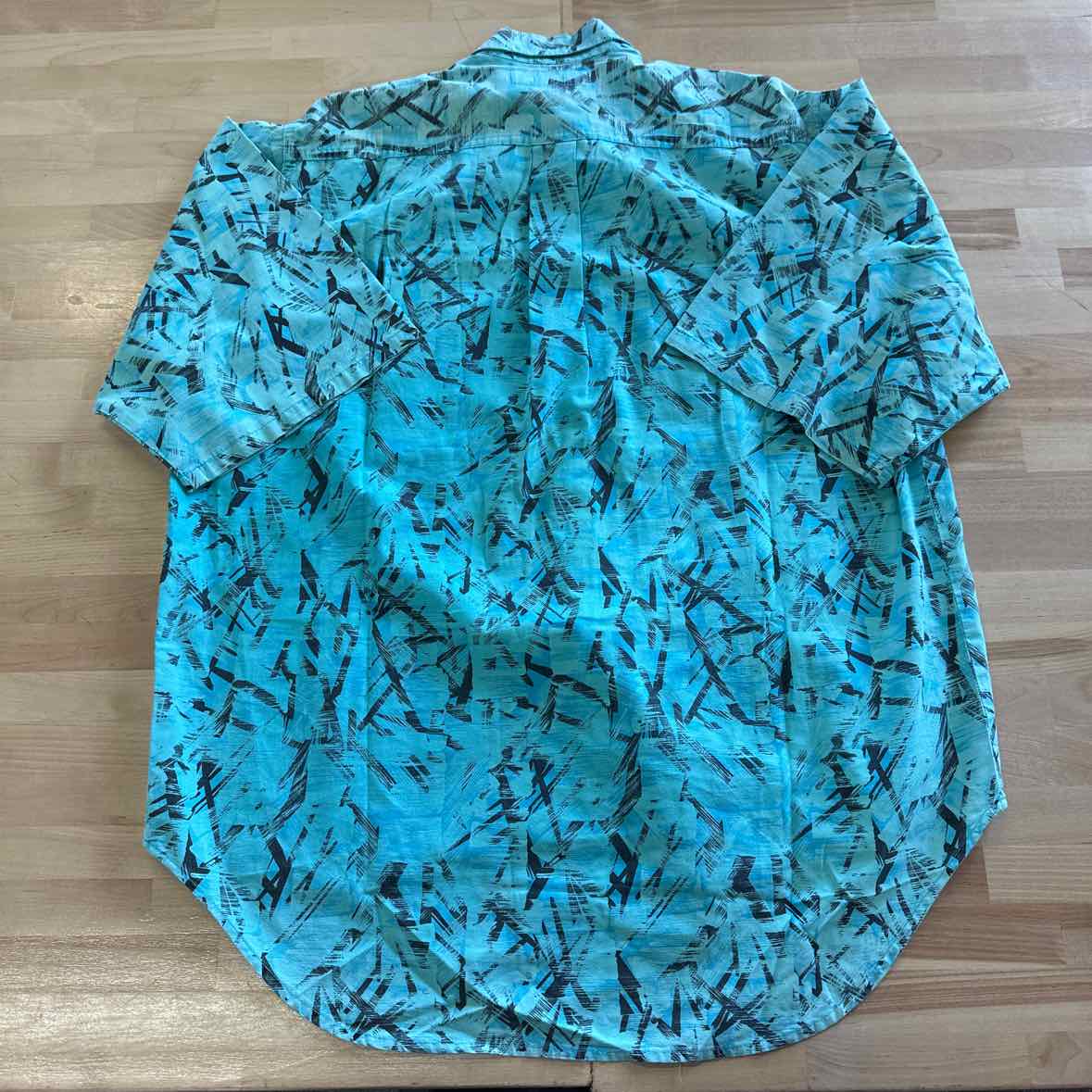 WHOoo's Shirt Size M Blue MENS Button Down Shirt