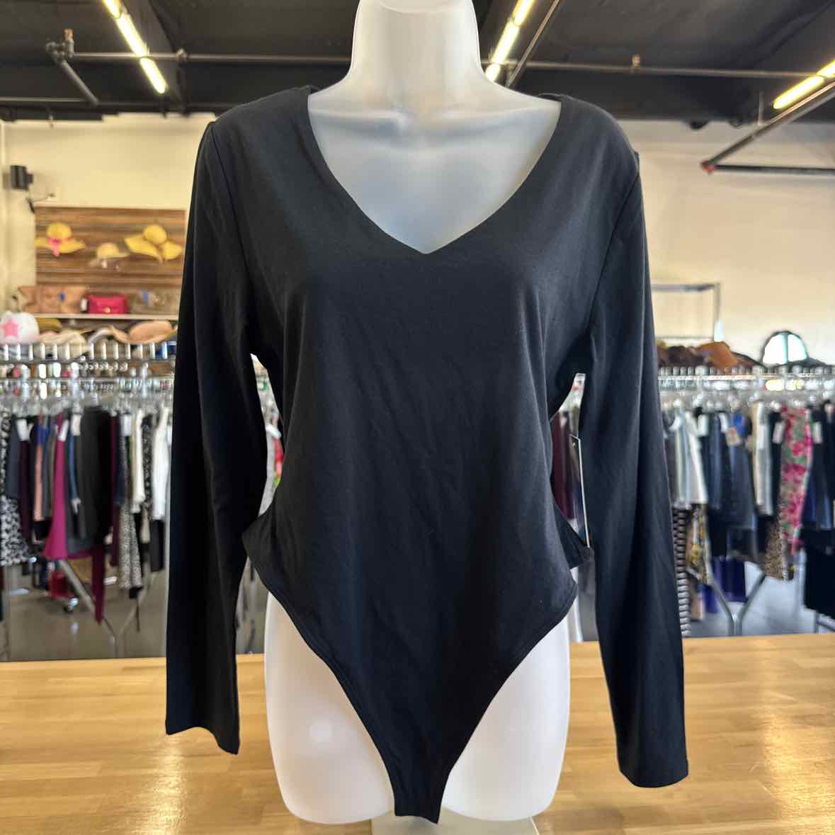 Derek Heart Size XL Black Bodysuit