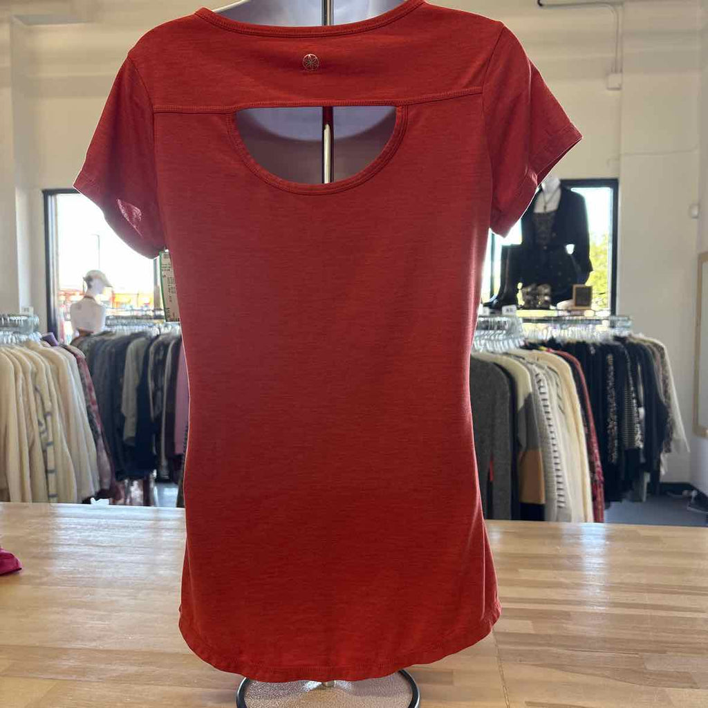 Gaiam Size S Orange T-shirt
