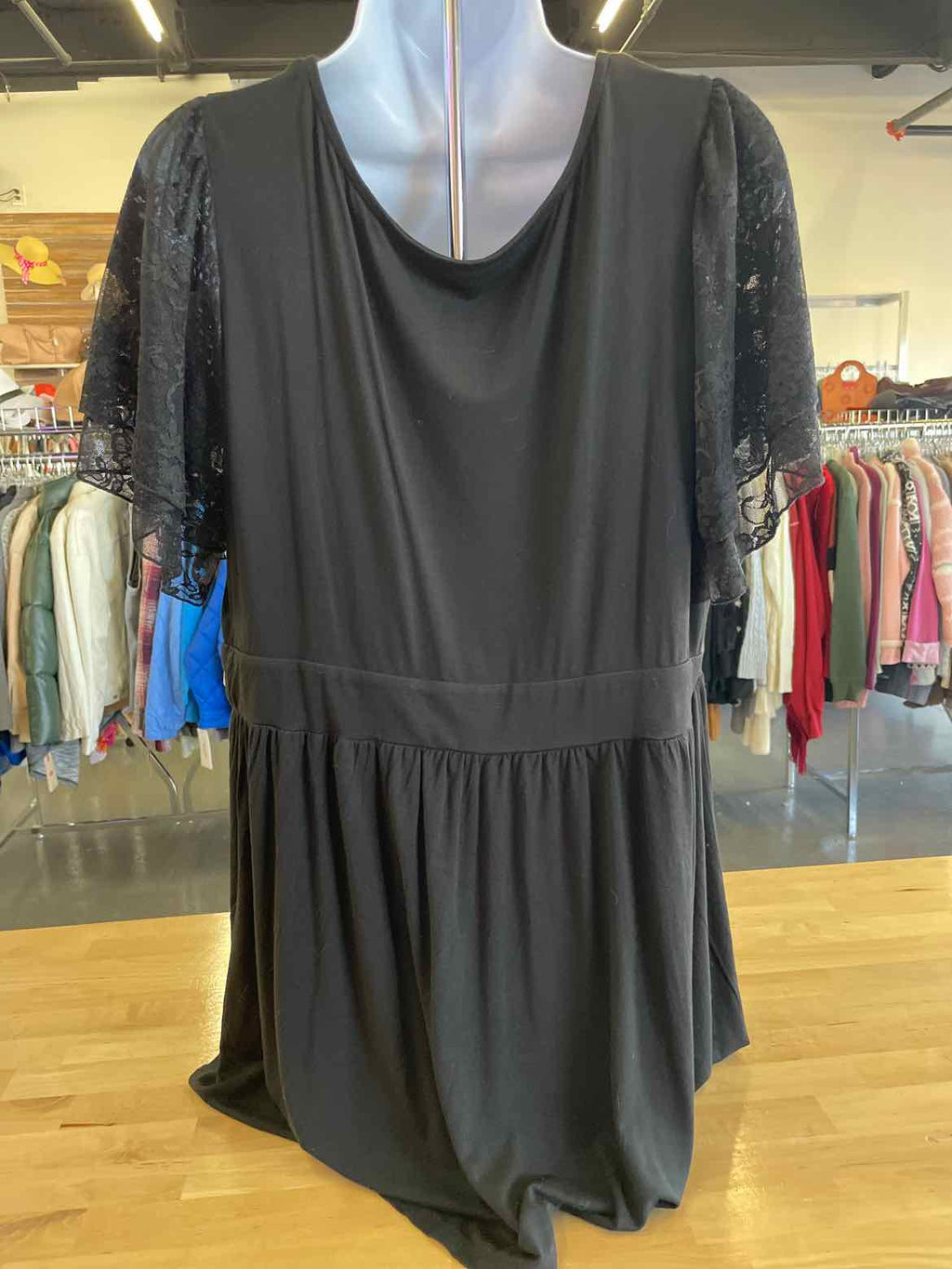 Torrid Size 1 Black Blouse