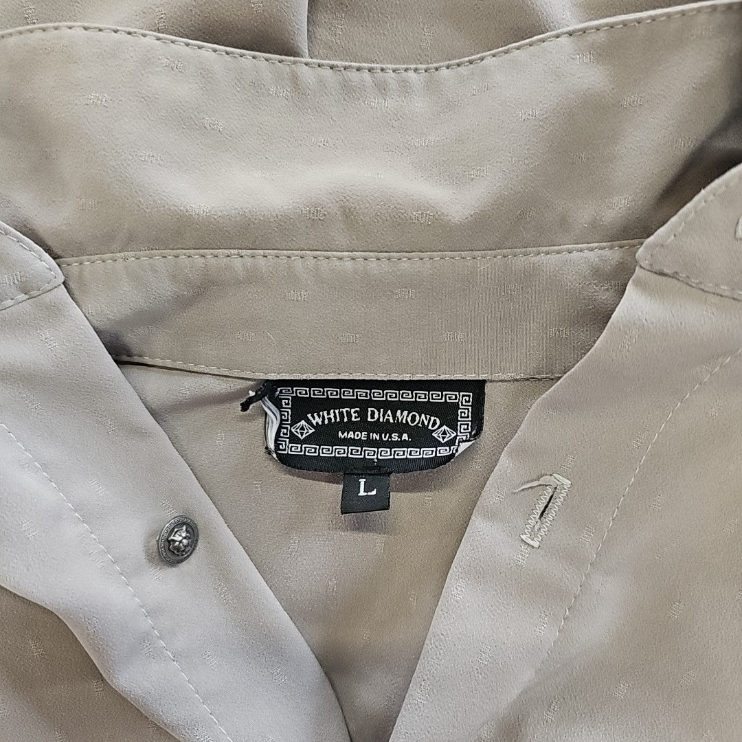 White Diamond Size L Beige Used MENS Button Down Shirt