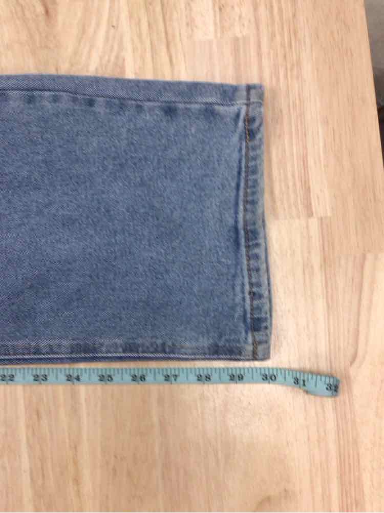 Madden Girl Size 5 Super High Rise Distressed 90s Wide Leg Jeans - Medium Wash