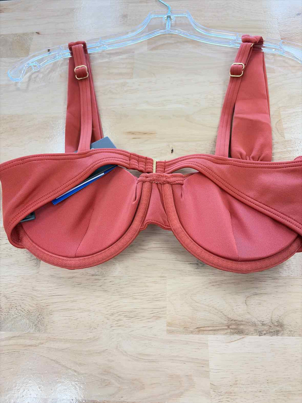 Vince Camuto Size M Underwire Bra Top